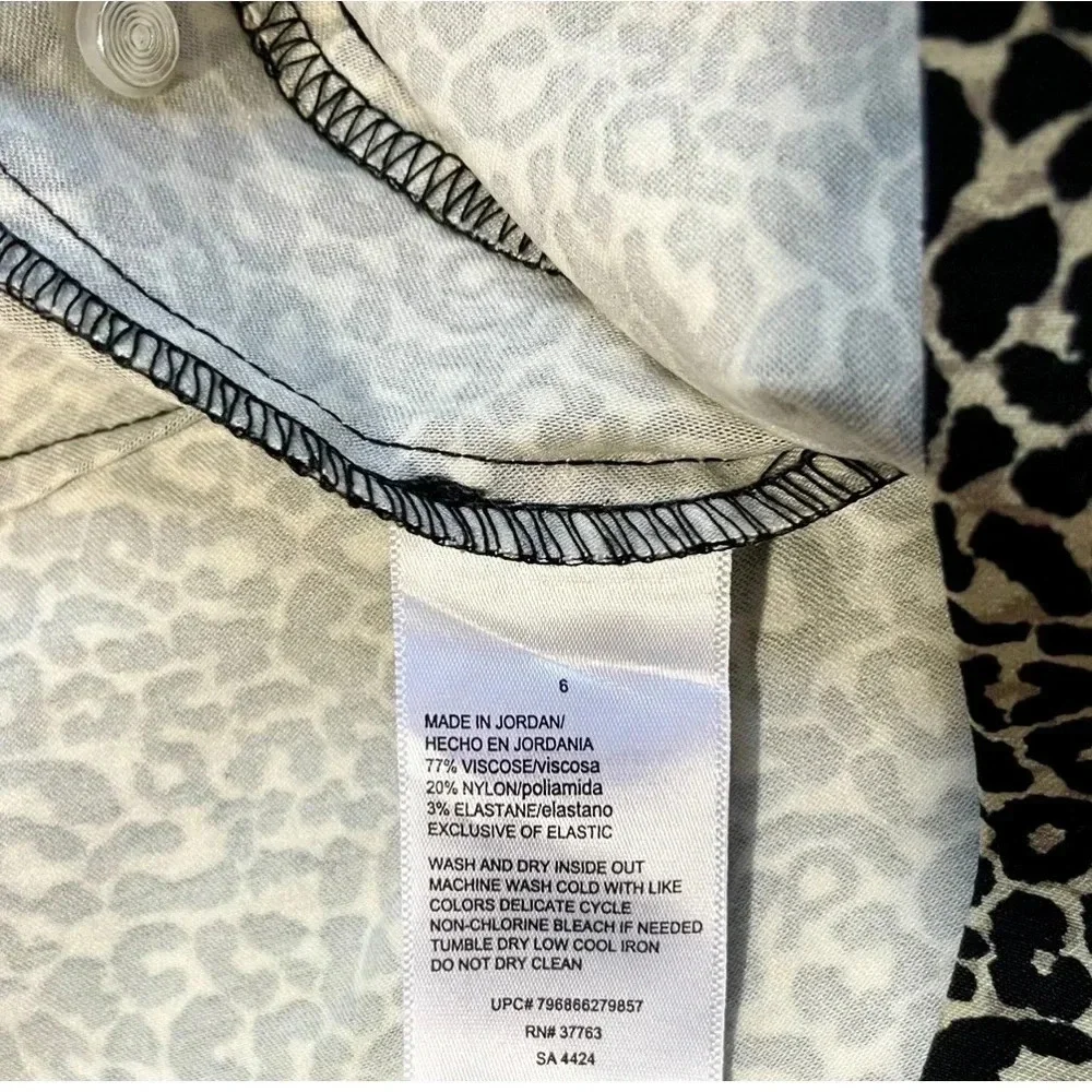 NWT Rafaella Leopard Pull-On Style Capri Stretch Pants